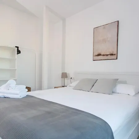 Duplex Penthouse With Terrace By Thegoodtourist 塞维利亚